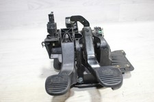 Pedalbock 46755862 /  3809370012 Alfa Romeo 937 GT Bj,01