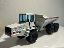 NZG No 301 Dumper 1:50 Faun
