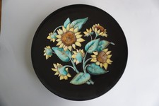 Karlsruher Majolika, Wandteller Sonnenblumen, Durchmesser 32 cm