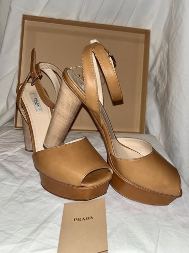 Prada high heels sandalen mit - prada, heels,