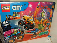 Neu versiegelt Lego 60295 City Range Stuntz, Stunt Show Arena Set inkl. Fahrzeuge etc.