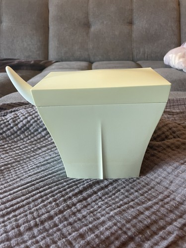 Alessi käsereibe mister - käsereibe, "mister