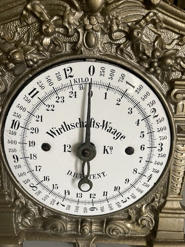 Alte gusseiserne küchenwaage - alte,
