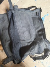 Chapsletten Schwarz Größe S