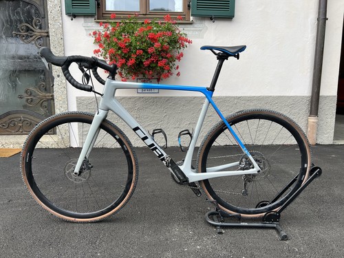 Neuwertiges cube cross race - cross,