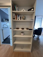 Bücher Schrank