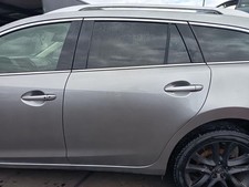 Mazda 6 Kombi GJ orig Tür hinten links 38P Silber met Bj 2015
