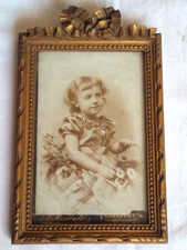 massiver geschnitzter Louis XVI Stand Bilderrahmen um 1900 Glas  21 cm x 13,5 cm