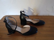 Damen Riemchen Pumps schwarz