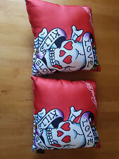 Zwei Ed Hardy Kissen Set Sofa