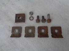 Opel Manta B CC Kraftstofftank Tank Verschraubung Eisen Fangbänder Befestigung