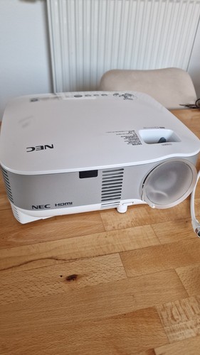 Nec beamer modell - nec,