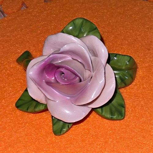 Porzellanfigur rose rosa grün - porzellanfigur,