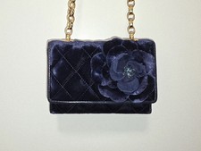 Chanel camellia matelassé - chanel,
