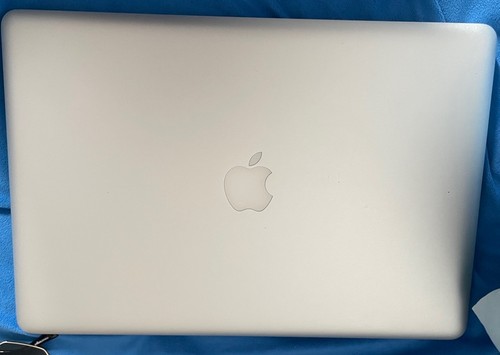 Apple macbook pro zoll i7 - apple,