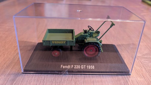 Hachette traktor - uh,