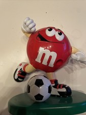 M&Ms Spender Fußball Figur in