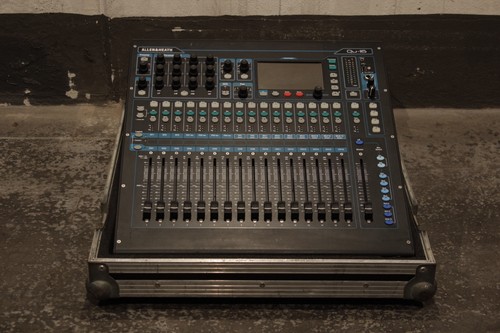 Allen heath qu 16 - &,