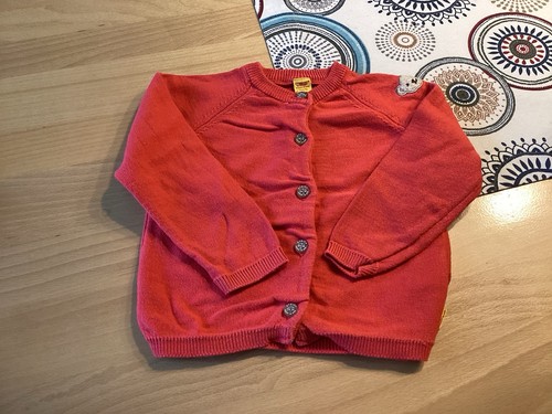 Süße strickjacke für - für, kleine