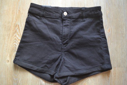 High waist shorts - waist,