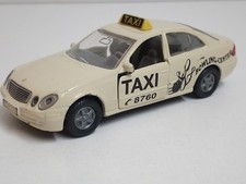 Mercedes E500 Taxi ( Bowling Center ) Siku 1332 ?187 (3084)