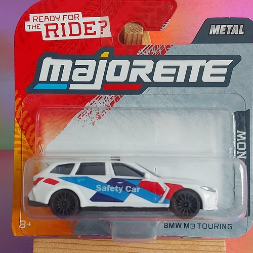 Majorette ride now - majorette,