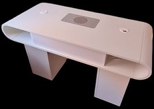 Studiotisch, Manikürtisch Studiotisch inkl. Absaugung.