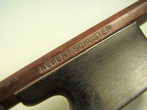 Antiker geigenbogen albert - ",