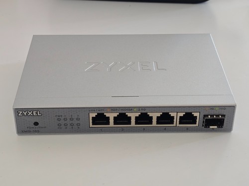 Zyxel network switch - network, port