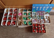 Weihnachtsbaumkugeln - , +