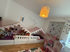 Kinderbett mit Matratze