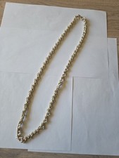 Lange Perlenkette Goldfarben