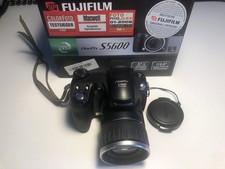 Fujifilm Finepix S5600 / 5.1 MP