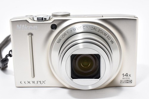 Nikon coolpix s8200 silber - s8200,