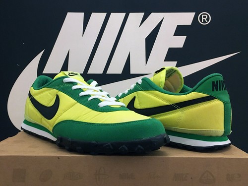 Vintage 2010 nike waffle racer - 2010,