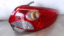 Heckleuchte komplett R 9685618180 Peugeot 206+ 60 2KFX/2NFZ/ 2009-2012