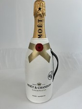Moet Chandon Brut Diamond Suit