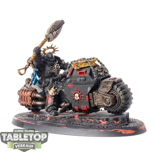 Space marines chaplain - space, on