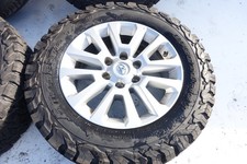 18" Alufelge + Reifen 265/60 R18 Toyota Landcruiser J150 42611-60B40 All Terrain