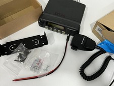 Motorola GM360 Mobilfunkgerät VHF 136 - 174 MHz inkl. Mikrofon KFZ-Kabel Halter