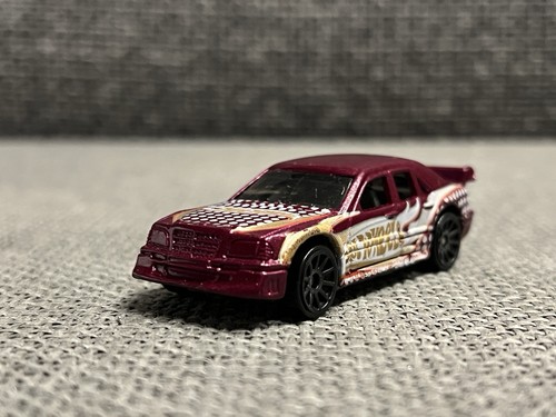 Hot wheels 1998 - hot, benz