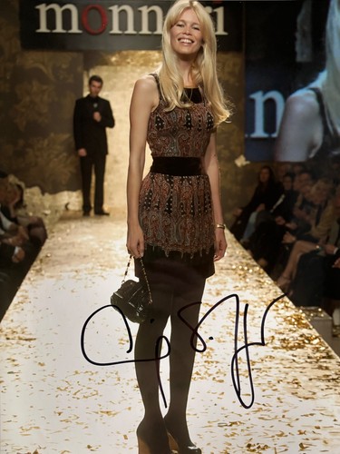 Claudia schiffer autogramm - claudia,