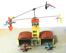 HOCH & BECKMANN- FLUGPLATZ-