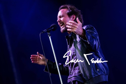 Eddie vedder signed autogramm - eddie,