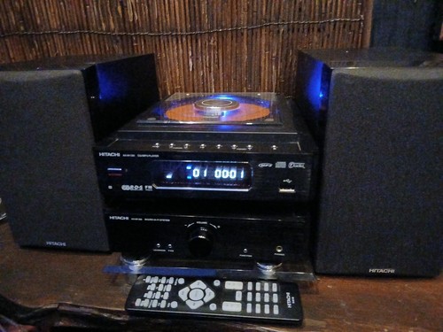 Hitachi m136i usb - cd, mp3