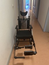 3Monate alt Multifunktionsrollstuhl Netti 4U CE PLUS TB SB 45 cm mit Kopfstütze 