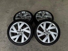 Original 18 Zoll VW Golf Alufelgen Winterräder Bergamo 5H0601025AB Baujahr 2023