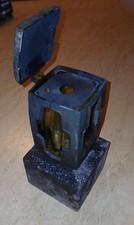 Grablampe mit Sockel 15x15x35cm