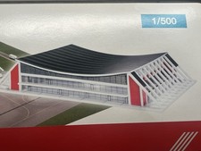 Herpa Wings 524025 Airport Memmingen Flughafen mit Bodenfolie Scenix 1:500 RAR