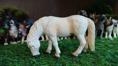 Schleich camargue stute 13236 - schleich,